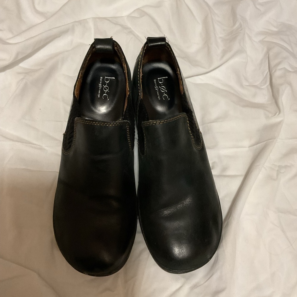 b.o.c. Black Leather Loafers Size 9M